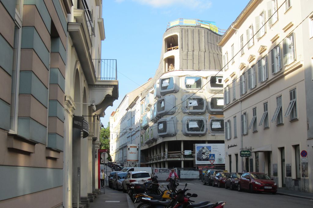 Datei:Burggasse 15, argus eyes 1.JPG