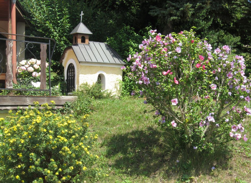 Datei:Plickweg 25, Moarjörgl, Kapellchen.JPG