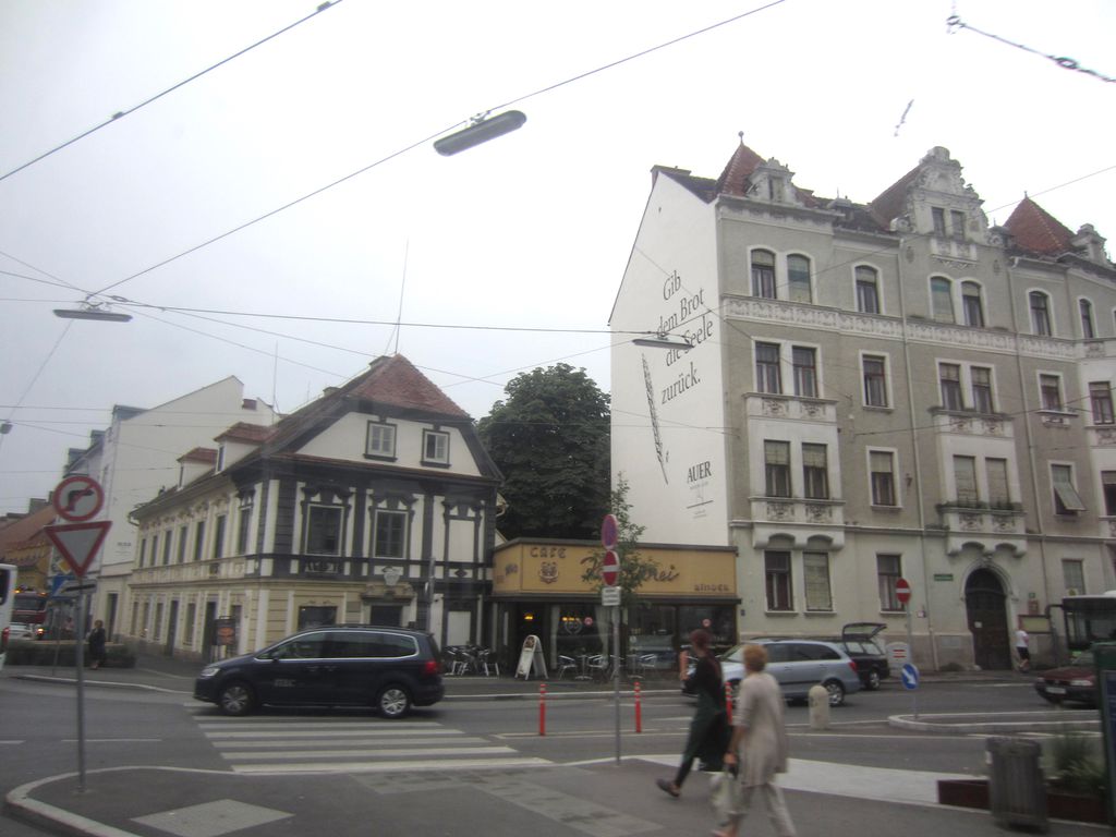 Datei:Münzgrabenstraße 2, Probefassade.JPG