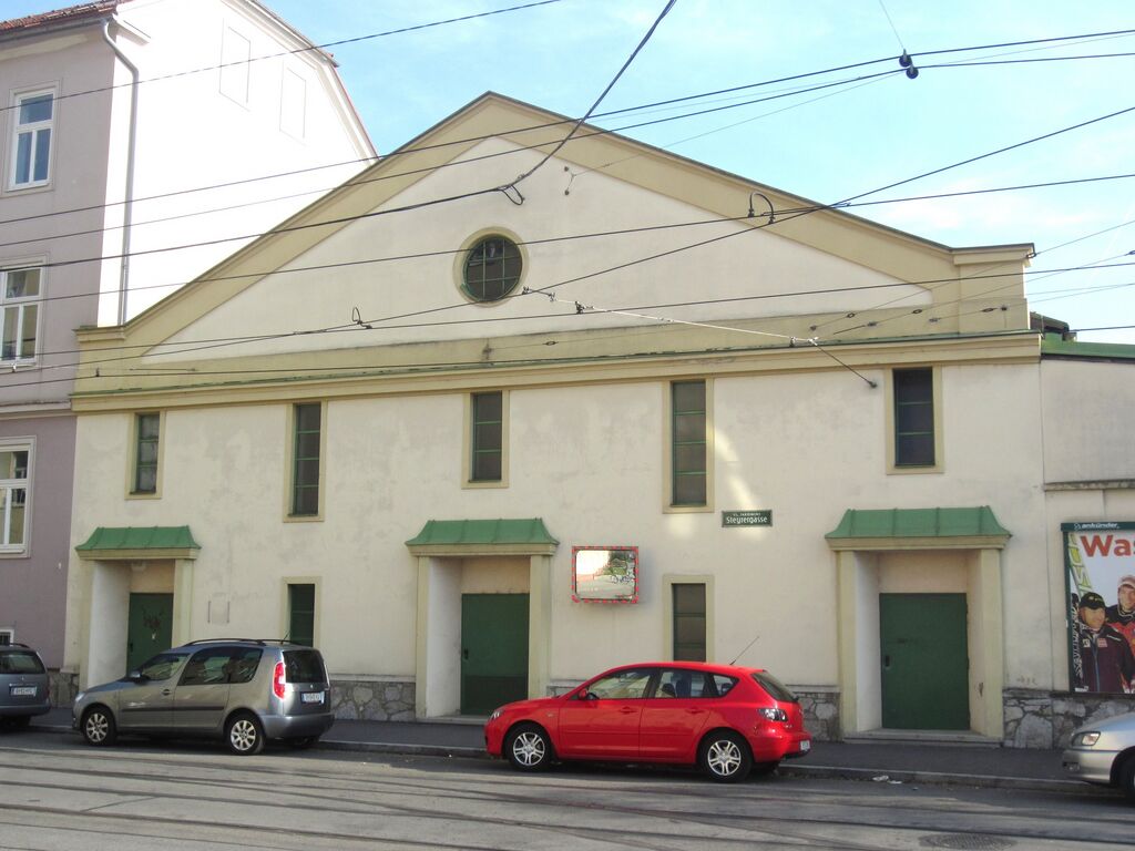 Datei:Steyrergasse 105, Remise.JPG
