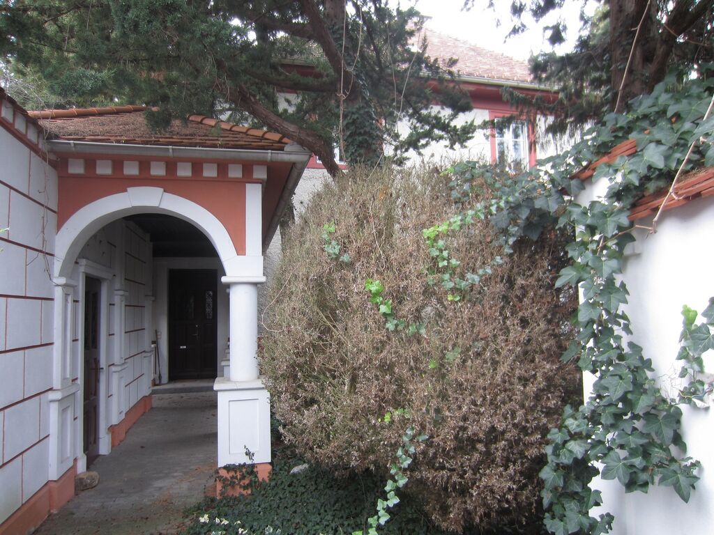 Datei:Schulgasse 18, Portal.JPG